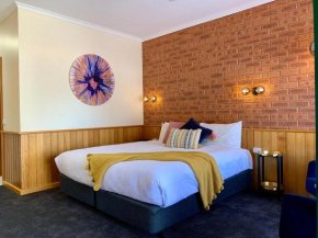 Golden River Motor Inn